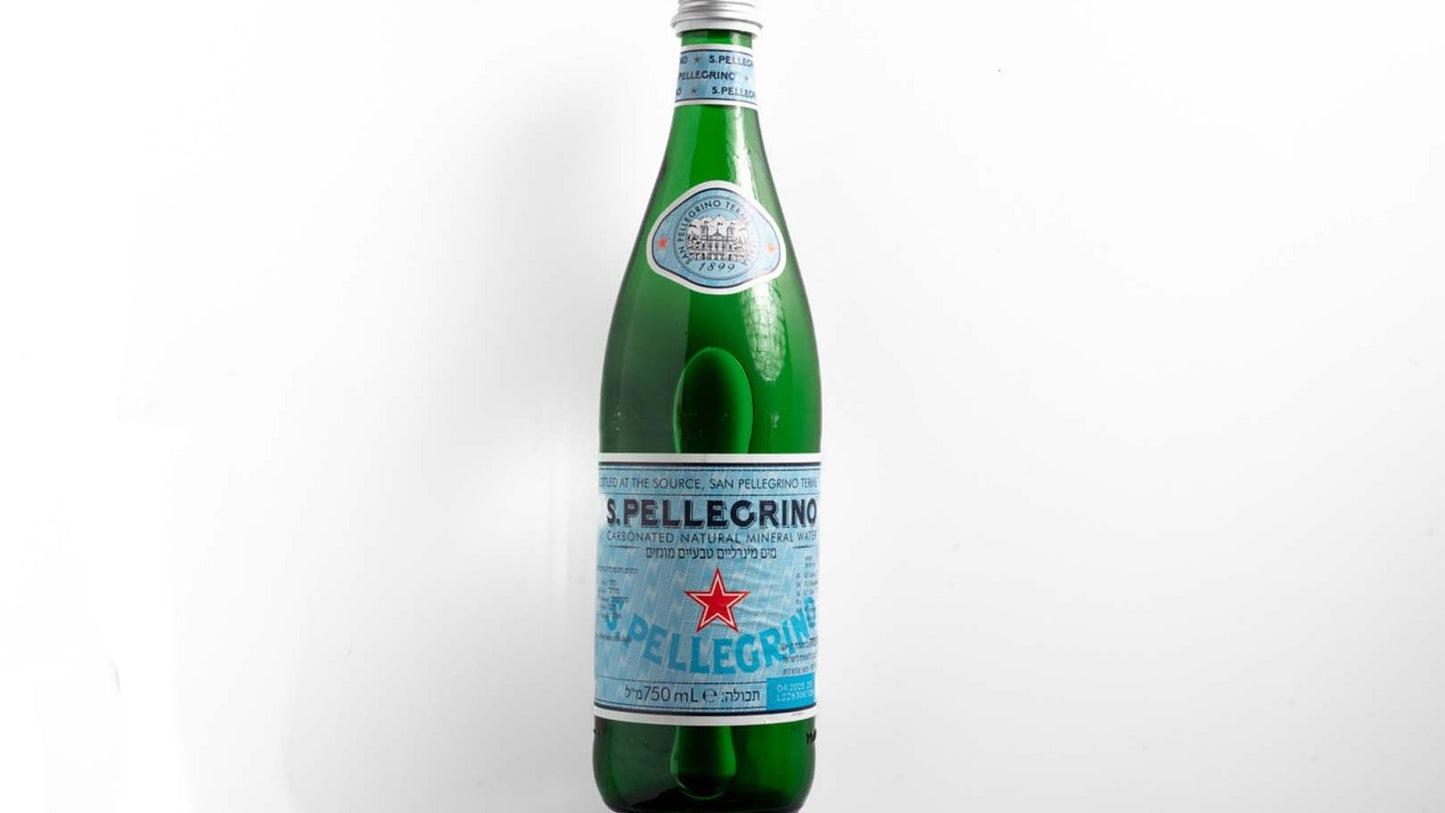 מים מינרלים טבעיים מוגז | סאן פלגרינו 750 מ"ל