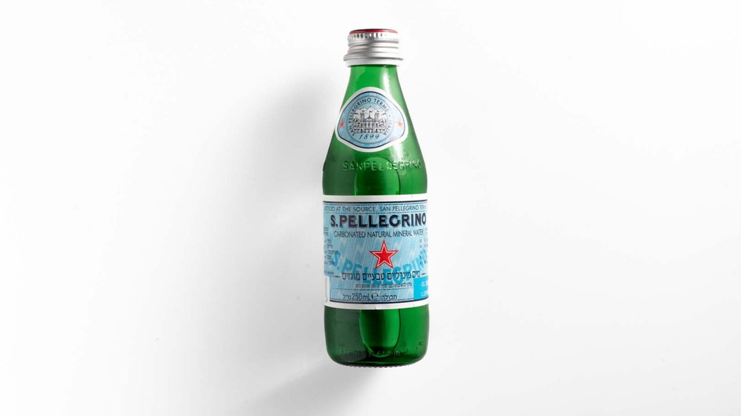 מים מינרלים טבעיים מוגז | סאן פלגרינו 250 מ"ל
